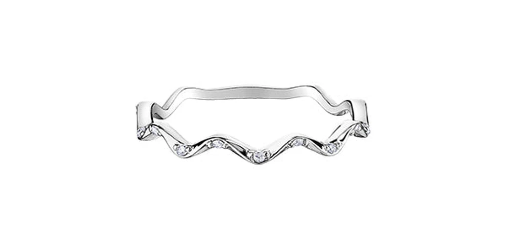 10K White Gold 0.06cttw Diamond Ring, size 6.5