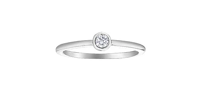 10K White Gold 0.15cttw Diamond Ring