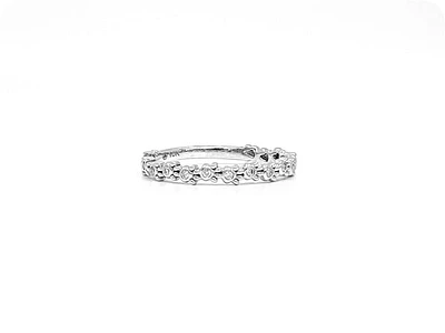 10K White Gold 0.065cttw Diamond Paw Print Ring, size 6.5