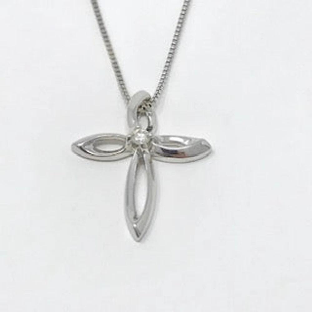 Silver Canadian Diamond Pendant
