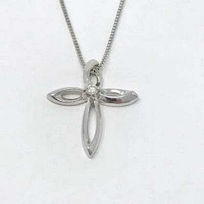 Silver Canadian Diamond Pendant