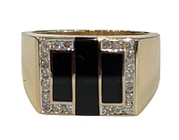 14K Yellow Gold 0.43cttw Diamond and Onyx Gents Ring, size 10