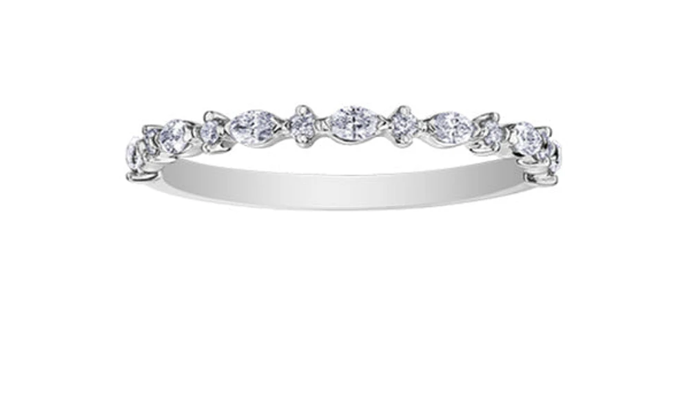 10K White Gold 0.235cttw Diamond Ring, size 6.75