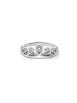 10K White Gold 0.20cttw Diamond Crown Ring, size 6.5