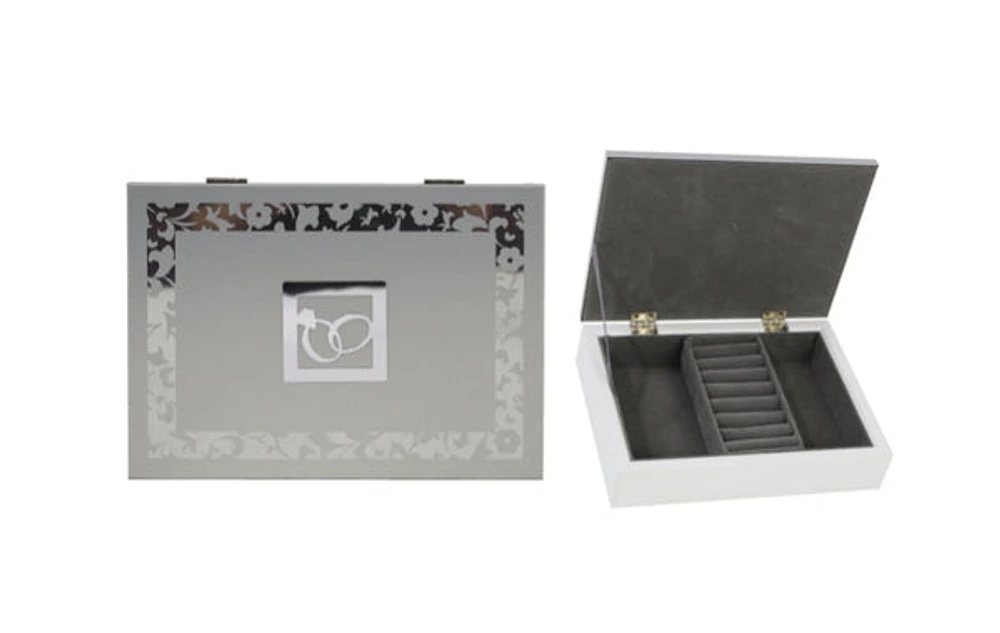 Jewellery Box with Ring Motif