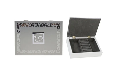 Jewellery Box with Ring Motif