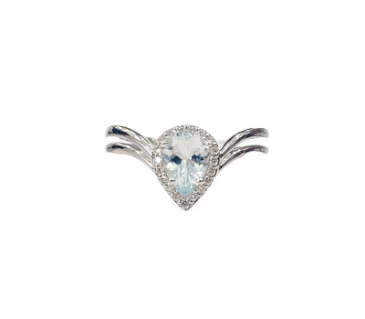 10K White Gold 0.60cttw Aquamarine and 0.10cttw Diamond Ring, size 7