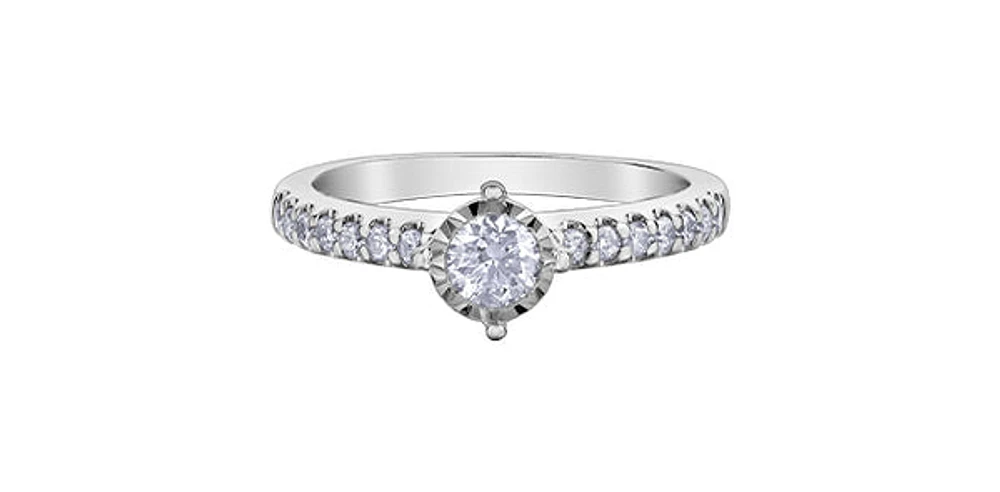 10K White Gold 0.51cttw Round Brilliant Cut Illusion Set Diamond Ring