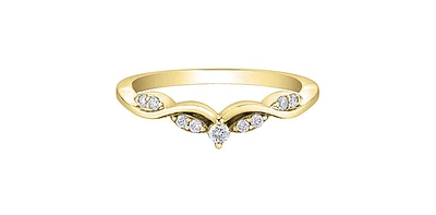 10K Yellow Gold 0.11cttw Round Brilliant Cut Diamond Ring, Size 6.5