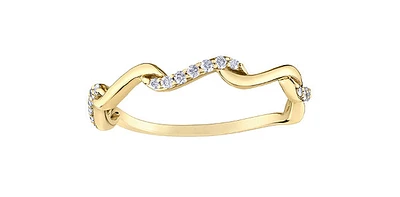 10K Yellow Gold 0.14cttw Diamond Ring, size 6.5