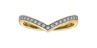 10K Yellow Gold 0.10cttw Round Cut Diamond Ring, size 6.5