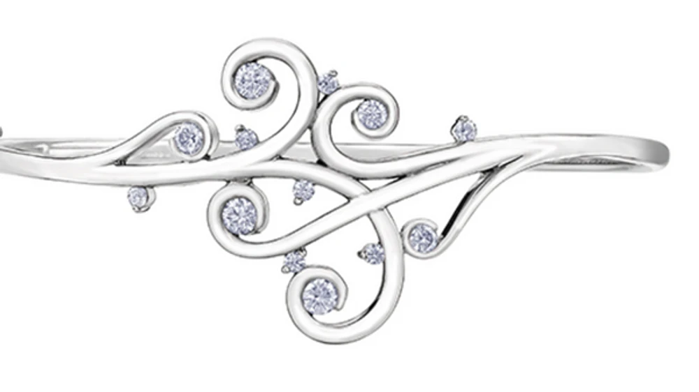 14K White Gold 0.72cttw Diamond Bangle, 7"