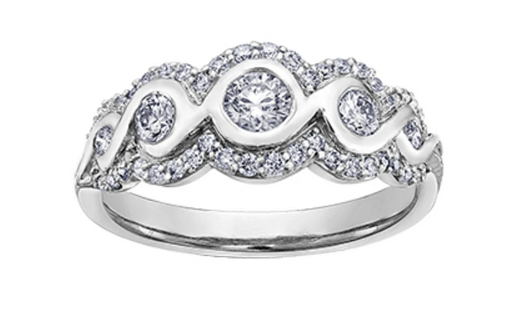 18K White Gold/Palladium Alloy (hypoallergenic) 0.62cttw Round Brilliant Multi-Stone Diamond Band