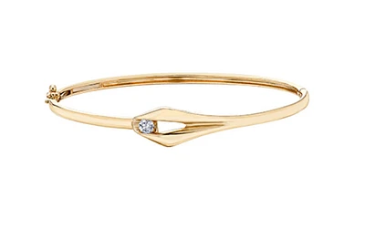 10K Yellow Gold 0.17cttw Canadian Diamond Bangle, 7"