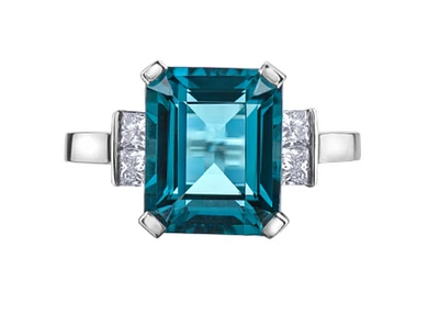 14K White Gold Genuine London Blue Topaz and 0.32cttw Canadian Diamond Ring, 6.5