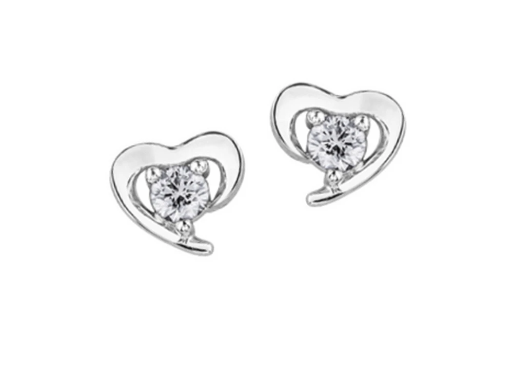 10K White Gold 0.24cttw Canadian Diamond Heart Claw Set Earrings