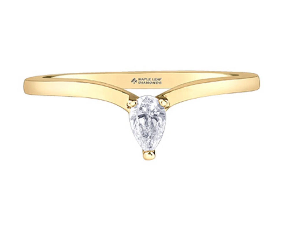 14K Yellow Gold 0.12cttw Diamond Pear Shape Canadian Ring - /
