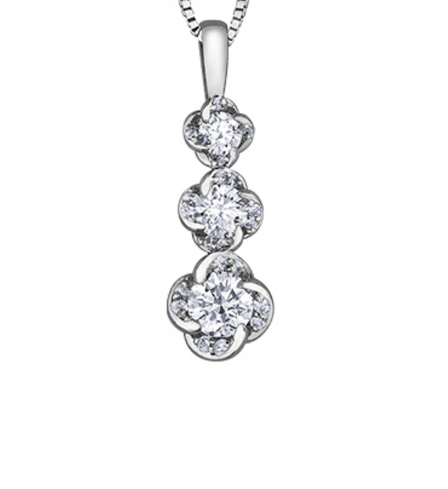 18K White Gold With Palladium Alloy (hypoallergenic) 0.33cttw Canadian Diamond Pendant