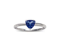 10K White Gold 5mm Trillion Cut Sapphire Birthstone Ring - Size 7