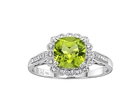 10K White Gold 7mm Cushion Cut Peridot and 0.07cttw Diamond Scallop Halo Ring - Size 7