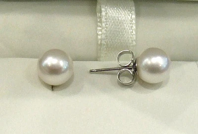 14K White Gold Cultured Pearl Studs