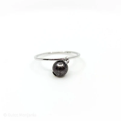 10K White Gold 6.0mm Genuine Fresh Water Color Enhanced Black Pearl Ring, size 6.5