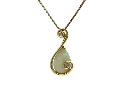 14K Yellow Gold 1.50cttw Opal and 0.03cttw Diamond Pendant - 20 Inches