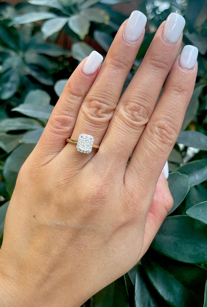14K Yellow Gold 1.23cttw Lab Grown Diamond Engagement / Anniversary Halo Set Ring - 7 White