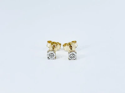 10K Yellow Gold Diamond Earring