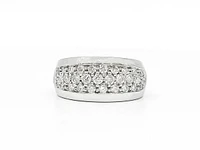 14K White Gold 0.80cttw Diamond Pave Ring, size 6
