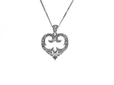 10K White Gold 0.20cttw Diamond Heart Pendant, 18"