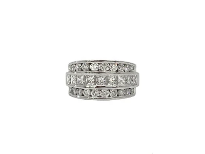 14K White Gold 2.20cttw Diamond Ring - Size 6.5