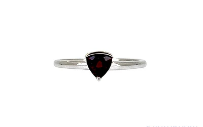 10K White Gold 0.50cttw Genuine Garnet Ring, size 6.5