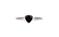10K White Gold 0.50cttw Genuine Garnet Ring, size 6.5