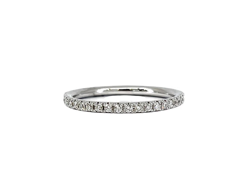 Platinum 0.25cttw Diamond Wedding Band, size 7