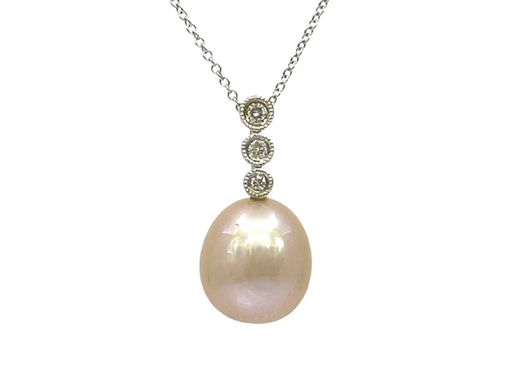 10K Gold Fresh Water Pearl and Diamond Necklace