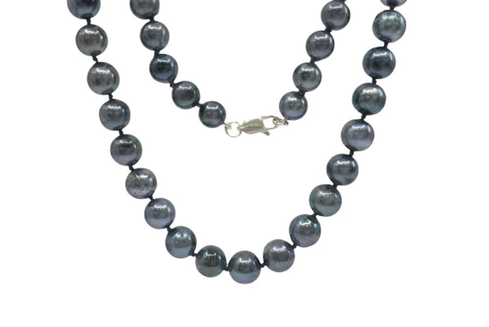 Black Cultured Graduated Pearl Strand with Sterling Silver Lobster Clasp
