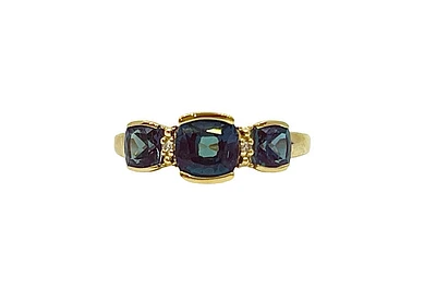 10K Yellow Gold 2.00cttw Created Alexandrite Ring, size 7