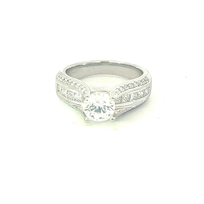 14K Princess Cut and Round Brilliant Diamond Ring - Mount Only (No centre diamond) / Gold