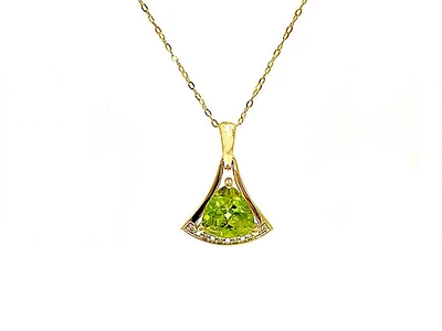 10K Yellow Gold 1.70cttw Peridot 6mm & 0.03cttw Diamond Pendant