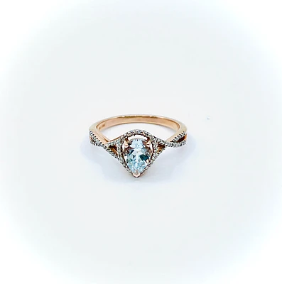 Aquamarine & Diamond Ring