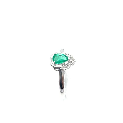 Emerald & Diamond Ring