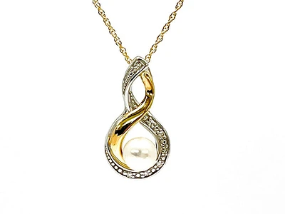 10K 2 Tone Pearl 4.5-5mm and Diamond Pendant, 18"