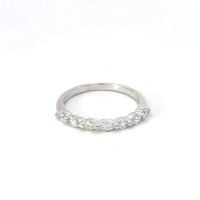 14K White Gold 0.40cttw Diamond Ring - size 6.5