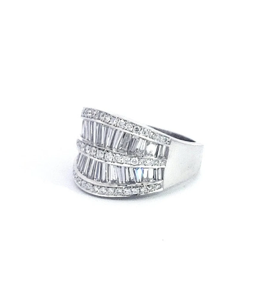 14K White Gold 2.75cttw Diamond Round & Baguette Cut Ring, Size 6.5
