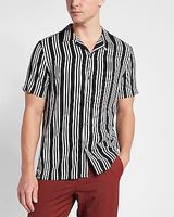 Striped Rayon Short Sleeve Shirt Black Men's XL