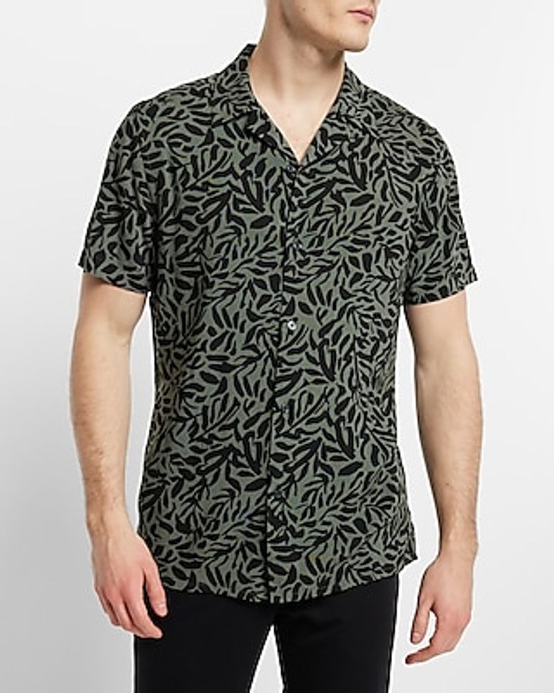 Black Exclusive Leaf Pattern Short Sleeve Button Up Hawaiian Shirt