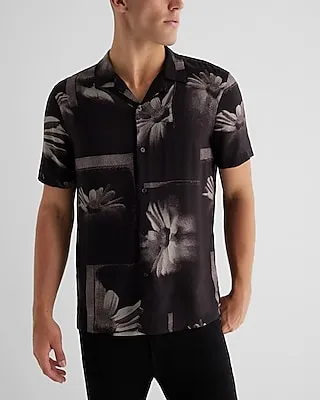 Blurred Floral Rayon Short Sleeve Shirt