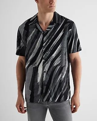 Abstract Animal Print Rayon Short Sleeve Shirt Black Men's XS