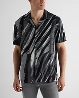 Abstract Animal Print Rayon Short Sleeve Shirt Black Men's XS